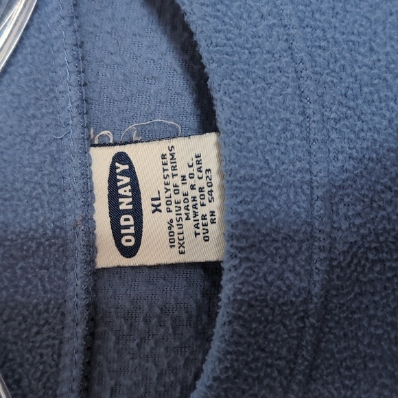 Old Navy Fleece Crewneck Pullover Top - Picture 2 of 3